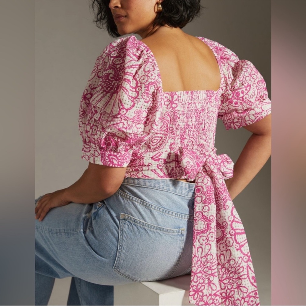 Maeve Anthropologie Pink and White Patterned Puff Sleeve Wrap Crop Top - Size M